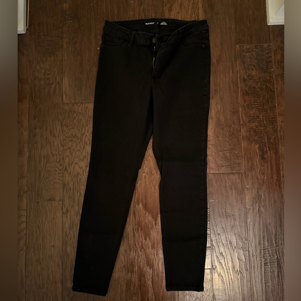 Old Navy Women's Dark Black Skinny rockstar jeans
